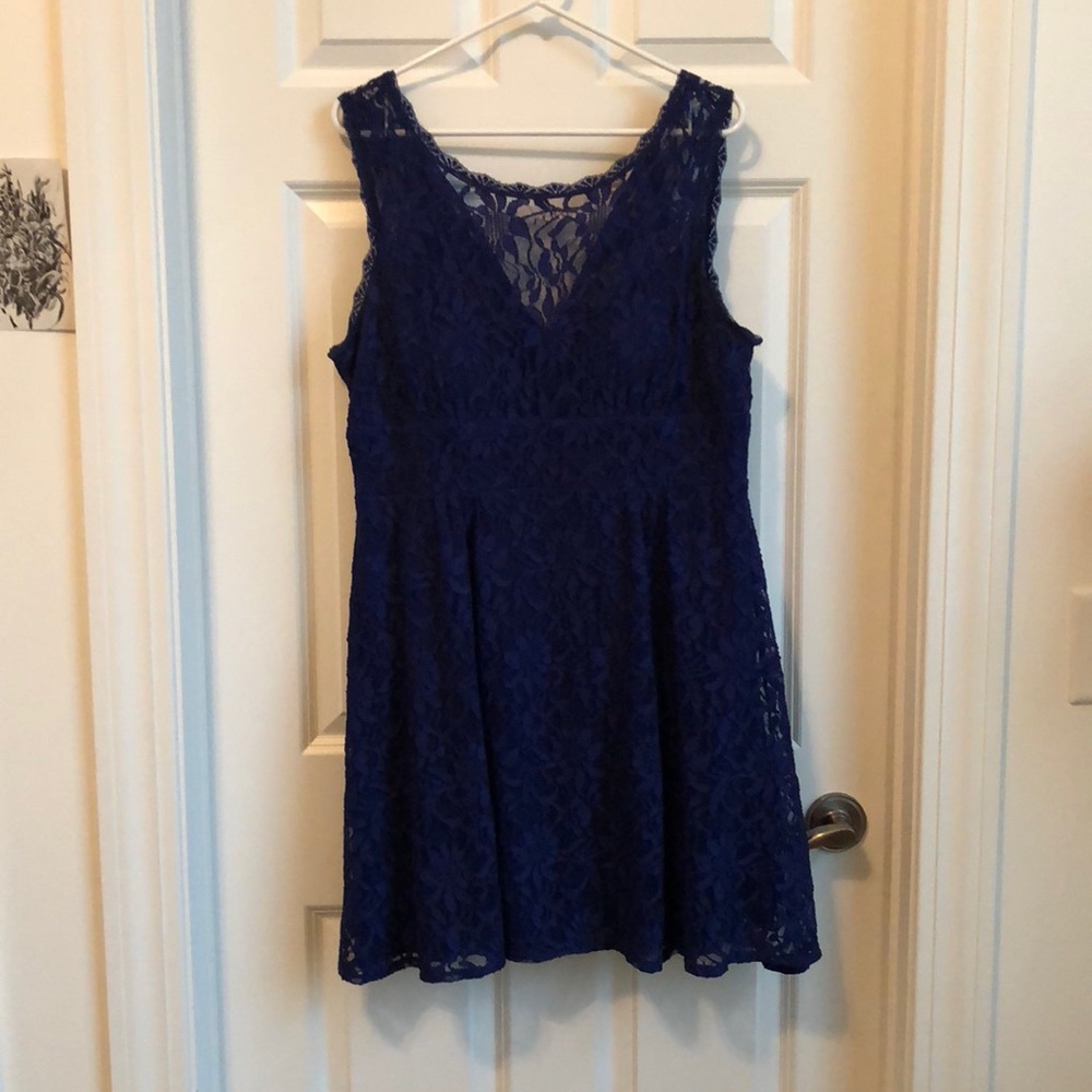 Lace dress